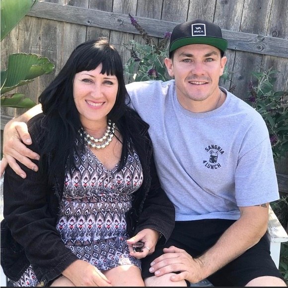 REASONABLE Offers Welcome! 31 to 10,000 Sold on Posh - Picture 6 of 17